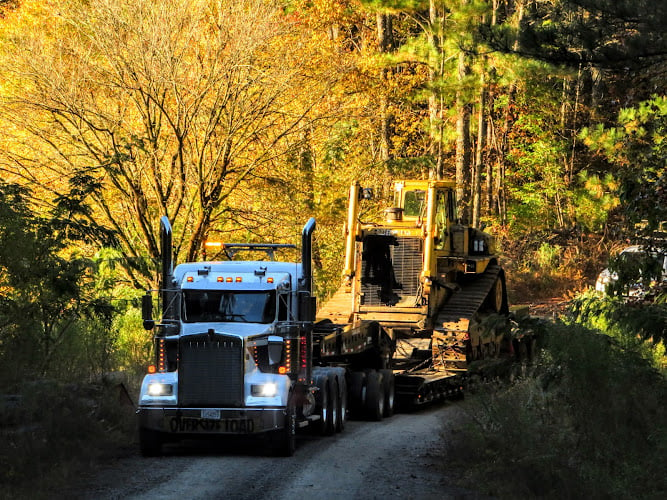 Contractor TnT Hauling in Birmingham AL