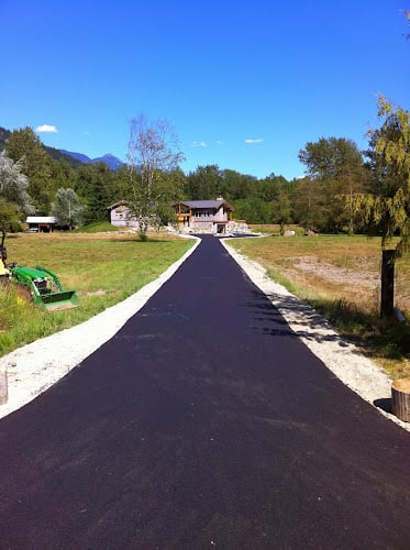 Contractor Topwest Asphalt Ltd. in Abbotsford BC