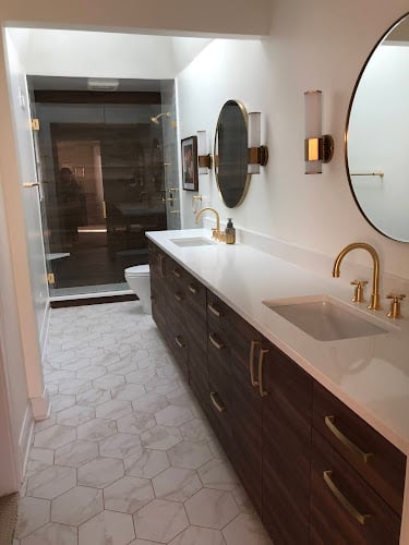 Contractor Kitchens & Baths Unlimited in Glenview IL