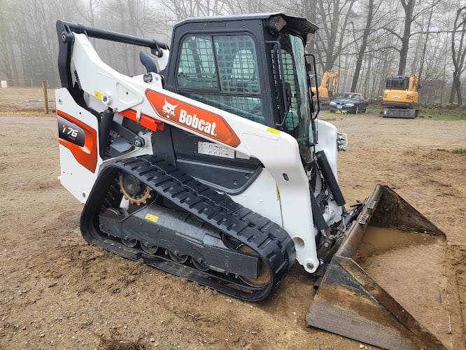 Contractor Iron Horse Equipment Rentals in Gilmanton NH