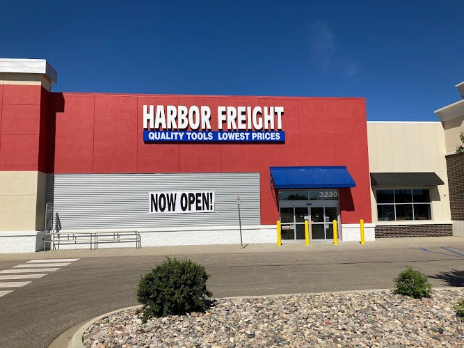 Contractor Harbor Freight Tools in Minot ND