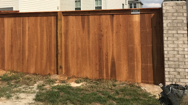 Contractor CW Fence And Deck in Franklin TN