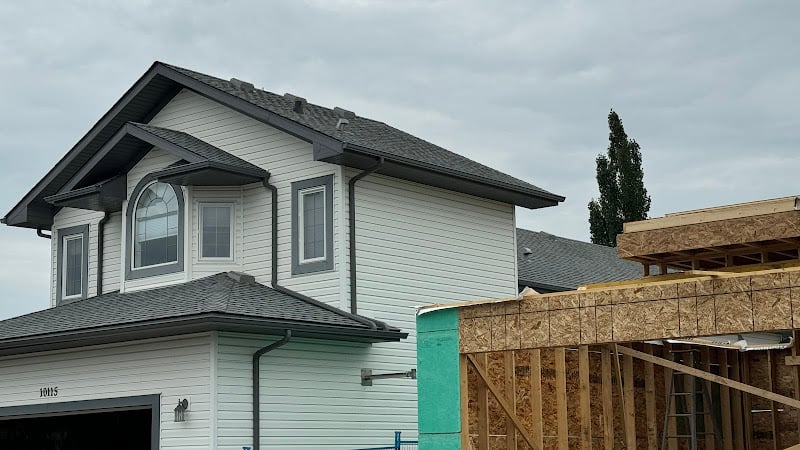 Contractor Fair and Square Roofing Inc. in Edmonton AB