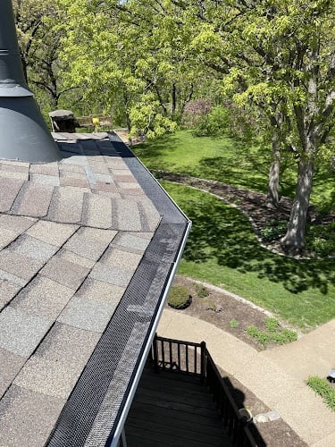 Contractor Flush The Guts Gutter Cleaning and Guards in Peoria IL