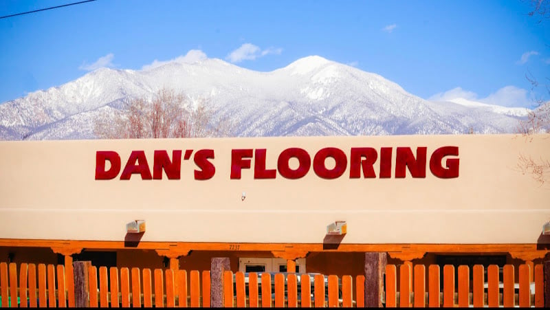 Contractor Dans Flooring, Window Coverings, Fire Place & Kitchen Supply/Outdoor Kitchens in Ranchos De Taos NM