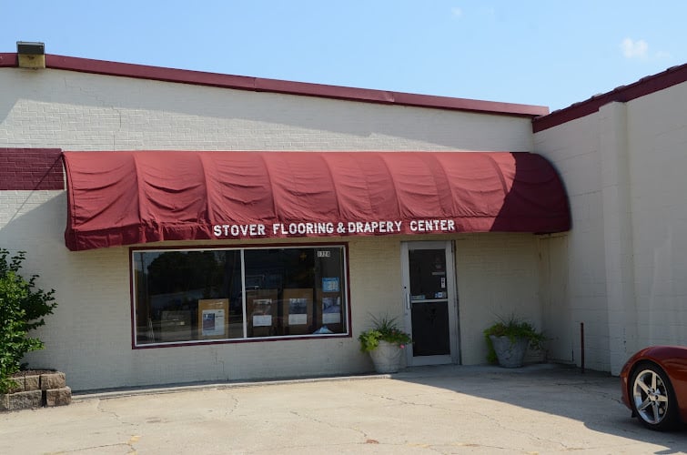 Contractor Stovers Flooring & Drapery Center in Columbia MO