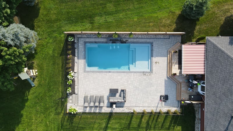 Hipel Pools - Swimming Pool Contractors