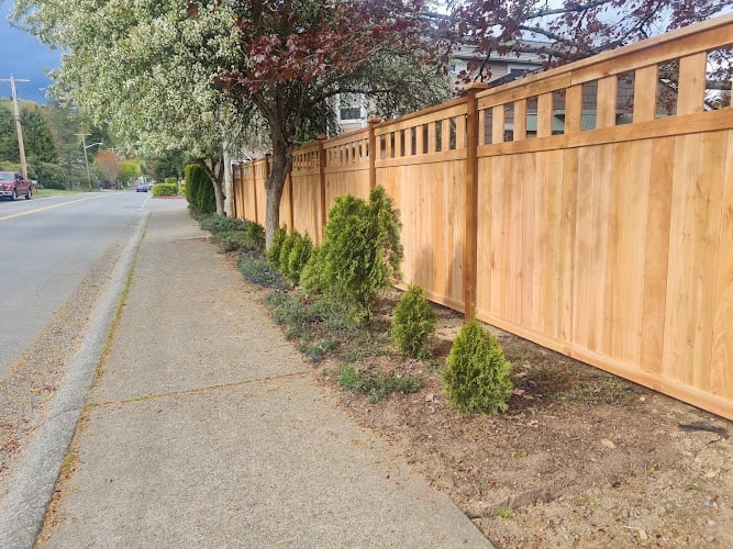 Contractor ALL DAY FENCING LLC in Moses Lake WA