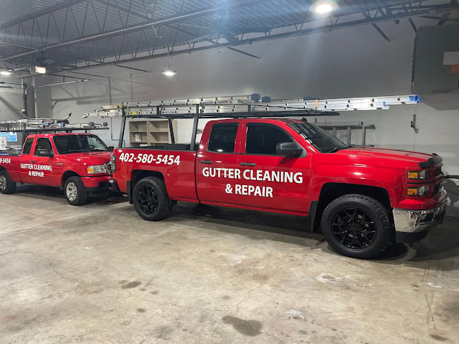 Gutter Cleaning & Repair