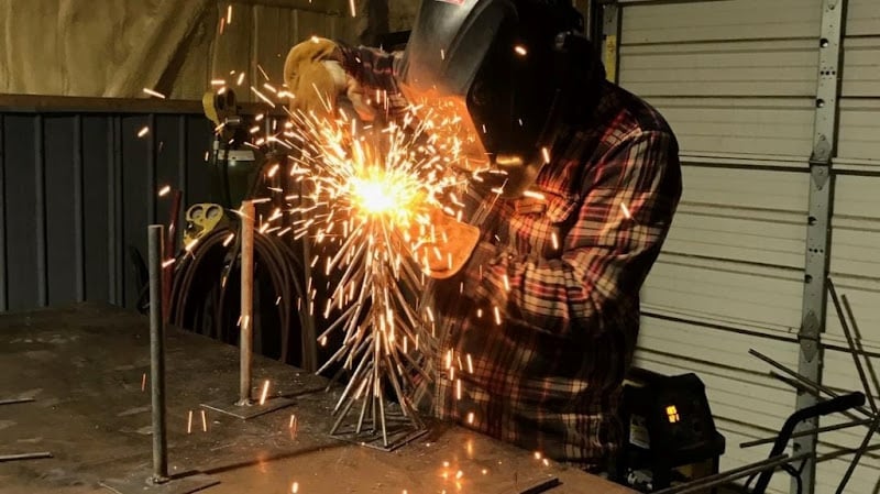 Contractor Victory Mobile Welding in Cambridge MN