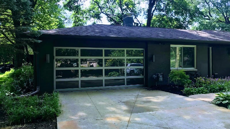 Contractor Affordable Garage Door Repairs of Indianapolis, LLC in Indianapolis IN