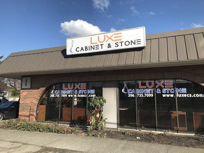 Luxe Cabinet & Stone