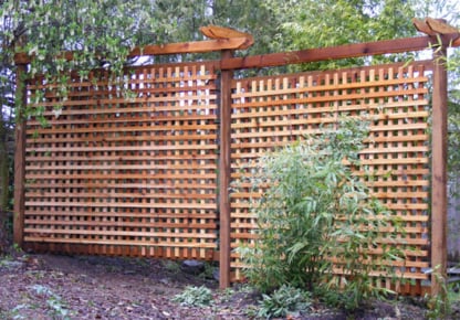 Contractor Strait Gate Fencing in Brentwood Bay BC