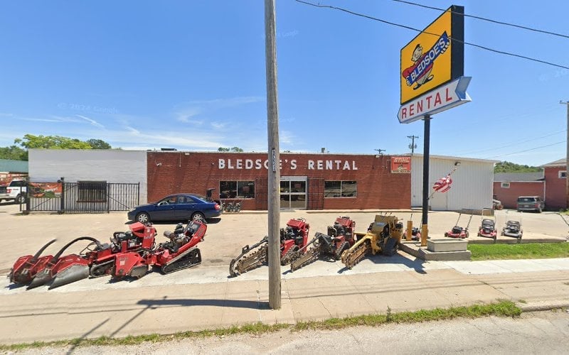 Contractor Bledsoes Rental in KCMO MO