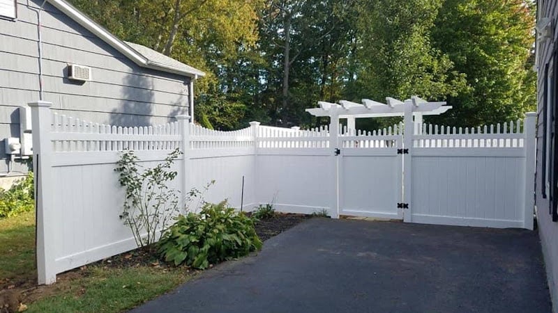 Advance Fencing LLC