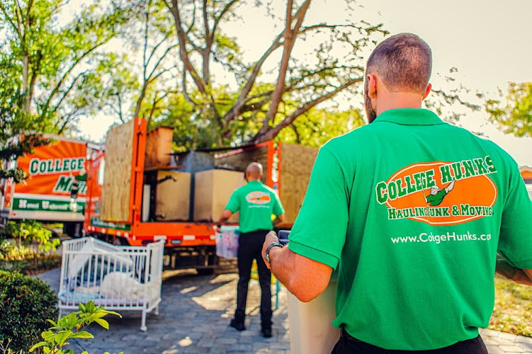 Contractor College Hunks Hauling Junk and Moving Lansing in Lansing MI