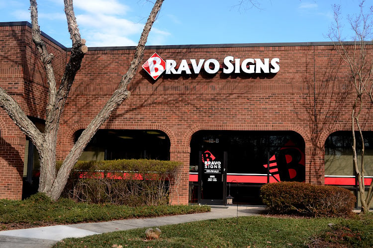 Contractor Bravo Signs in Greensboro NC