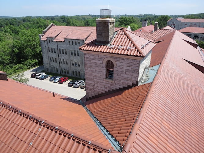 Russell Roofing - Roofing in Philadelphia