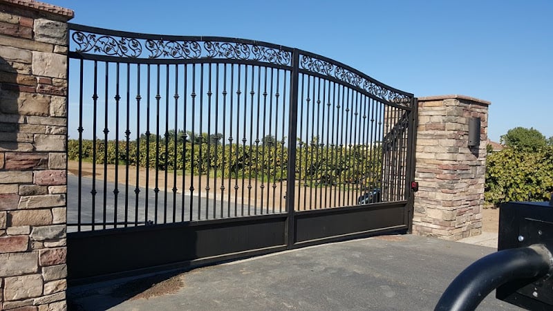 Central Valley Gates and Access Controls