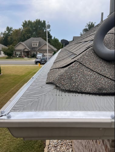 Contractor HelloGutters in Huntsville AL