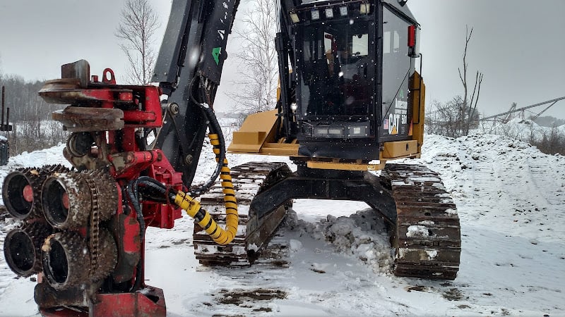 Contractor Anderson Equipment Comany in Bangor ME