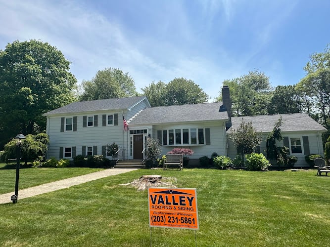 Valley Roofing and Siding Inc