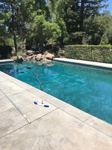 California Clean Pools And More