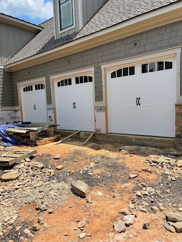 Contractor Main Street Garage Doors and Openers in Braselton GA