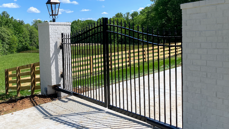 Contractor Paramount Gate Company in Nashville TN