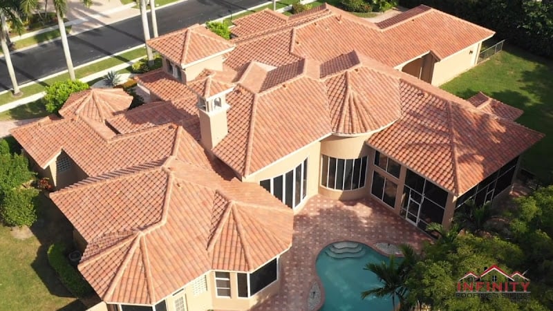 Contractor Infinity Roofing & Siding in Houston TX