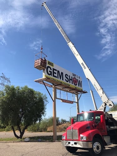 Contractor Valley Crane Service LLC in Tucson AZ