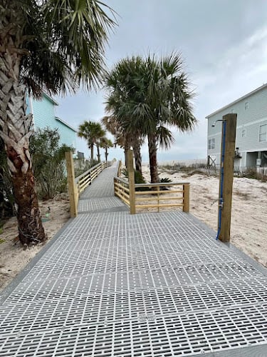 Contractor Gulf Coast Dock Masters in Gulf Shores AL