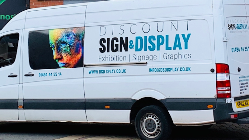 Contractor Discount Sign & Display Ltd in High Wycombe England