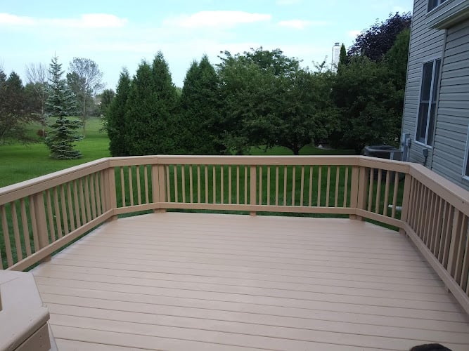 The Milwaukee Deck Staining Company