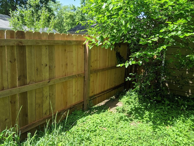 Larry Brown Fencing Inc