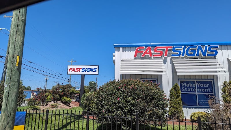 FASTSIGNS