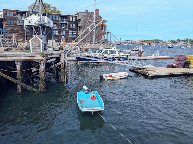 Contractor State Street Landing in Marblehead MA