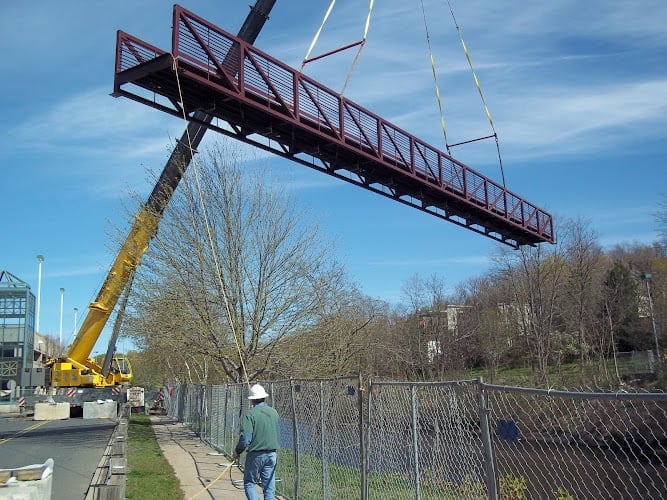 Contractor Hemlock Construction Company Inc. in Torrington CT