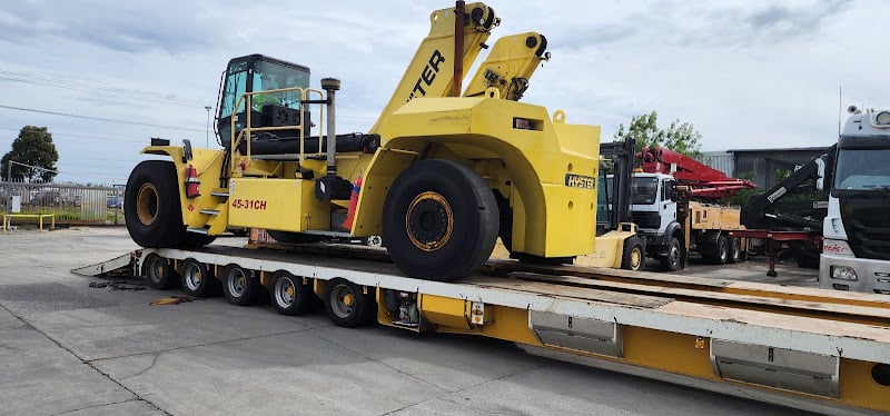 Contractor Plant Haul Heavy Haulage in Mulgrave NSW