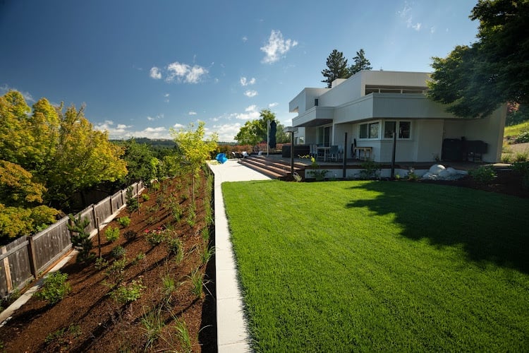 Contractor Aurora Landscape in Aurora OR