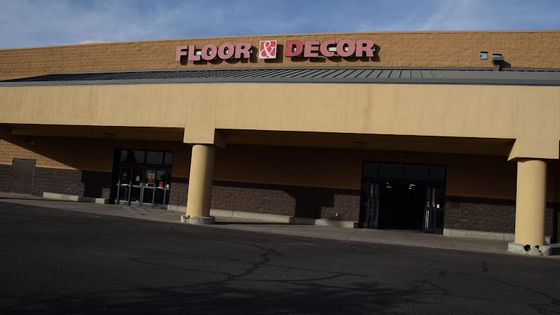 Floor & Decor