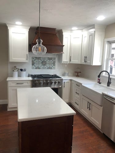 Contractor Kitchens Unlimited, LLC in Teays Valley WV