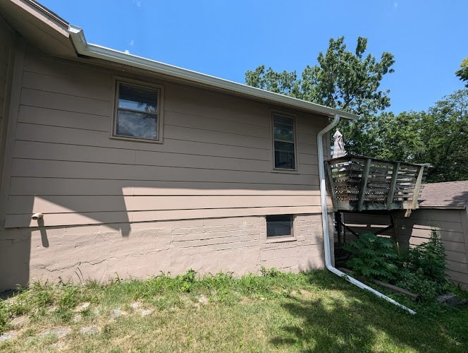 Contractor Iowa Seamless Gutters LLC in Conrad IA