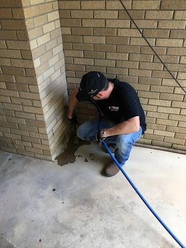 Contractor Mid-South Extreme Pest Control in Fulton MS