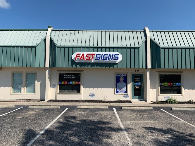 Contractor FASTSIGNS in Myrtle Beach SC