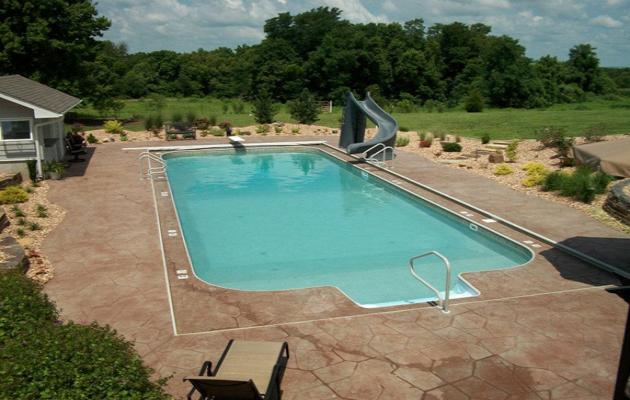 Contractor Central Missouri Pools in Moberly MO