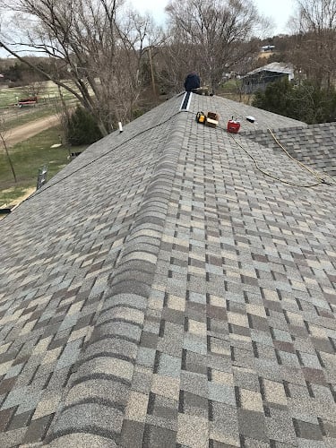 Contractor Adams Roofing in Pierre SD