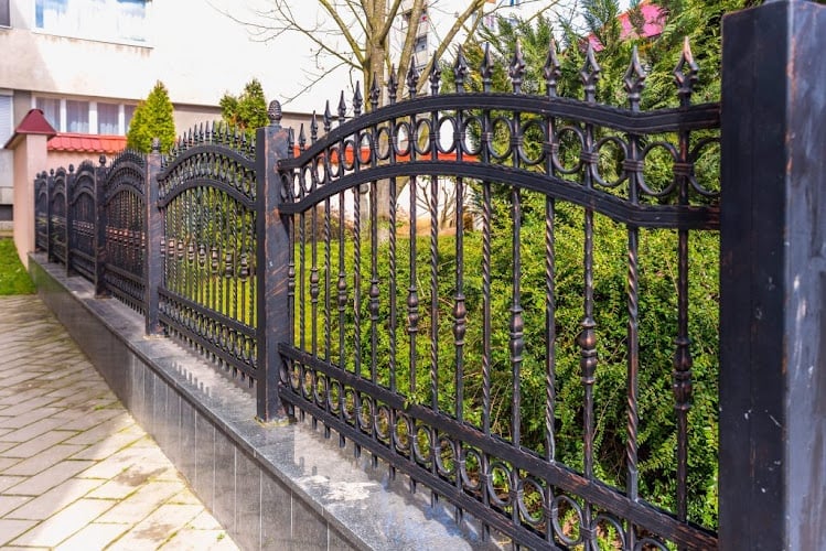 Contractor Iron Fence Little Rock in Little Rock AR