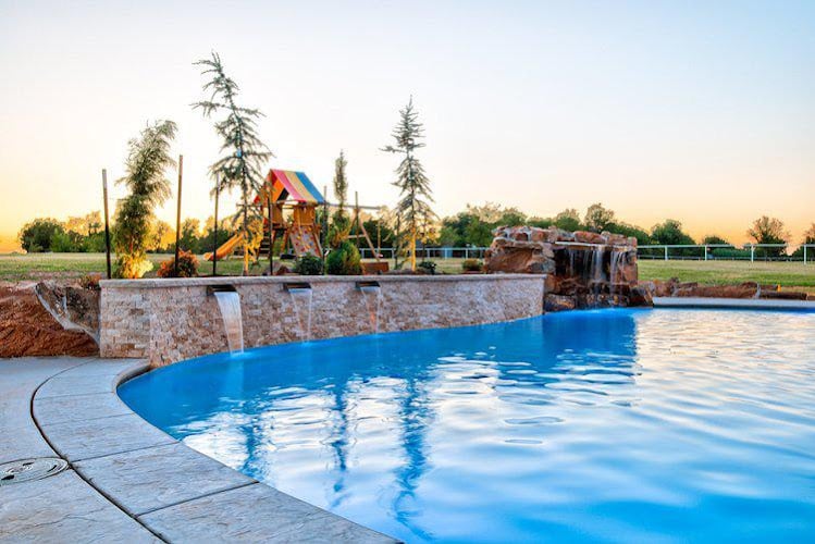 Rose Hill Pools & Builders