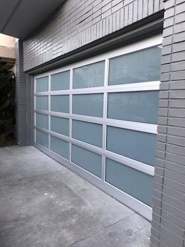 Contractor Garage Tec Automatic Gates & Garage Door Repair in Richardson TX